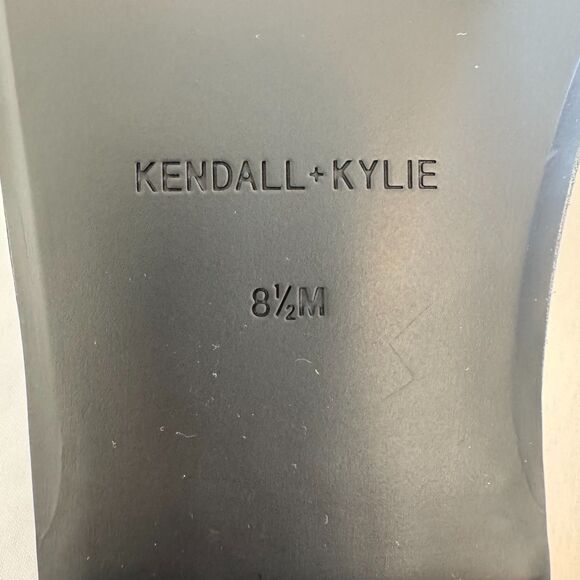 Kendall + Kylie Women's Kennedy Embellished Leather Slide Sandals Size 8.5 - Picture 8 of 10